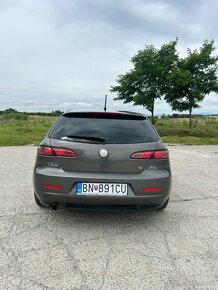 Alfa Romeo 159 1.9 JTDm 88kw - 6