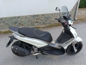 PIAGGIO BEVERLY 125 - 6