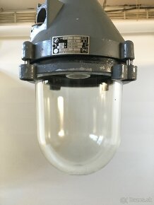 Predám priemyselnú lampu do výbušného prostredia IP64 - 6