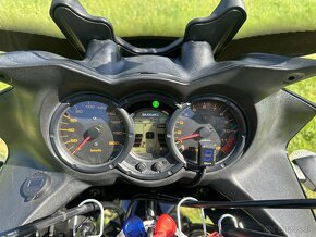 SUZUKI DL 650 V-Strom - 6