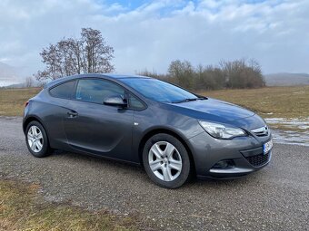 Predám Opel Astra J GTC 1.4 Turbo - 6