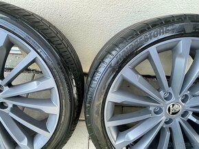 Phoenix TRINITY GRAU orig.skoda Superb3V  5x112  8j x19   ET - 6