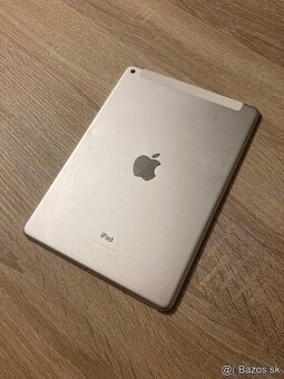 9.7” tablet iPad Air 2 / 128GB Silver prasknutý displej - 6