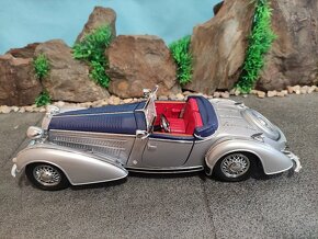 Prodám model 1:18 HORCH 855 1939 - 6