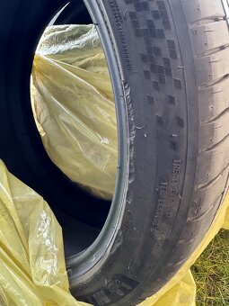 Predám MICHELIN PILOT SPORT EV 255/40 R20 - 6