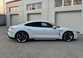 Porsche Taycan Turbo Mozna Vymena - 6