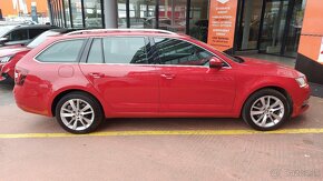 Škoda Octavia Combi 2.0 TDI Style - 6