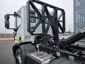 TRAKTOR IVECO 180E28 EUROCARGO NOSIČ KONTEJNERU 10T SKLADEM - 6