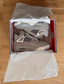 Jordan 4 - 6