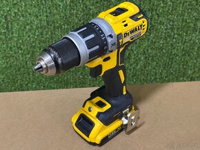 DeWALT DCD796 Aku príklepová vŕtačka XR - 6