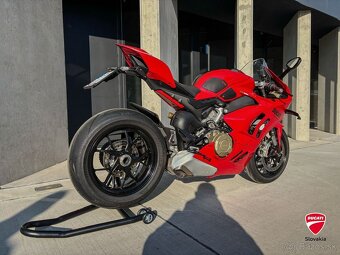 DUCATI PANIGALE V4 - 6