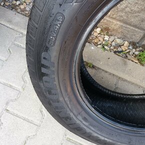 Predám letnú Pneumatiku 215/65R16 - 6