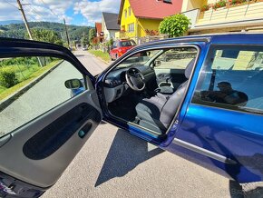 Renault CLIO 1.2 - 6