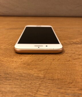 iPhone 8 64Gb Gold - Ako nový + Apple Nálepky - 6