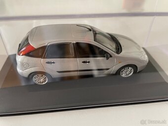 1/43 Ford Focus - 6