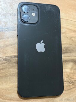 Predám Apple iPhone 12 64GB Black Peknom stave - 6