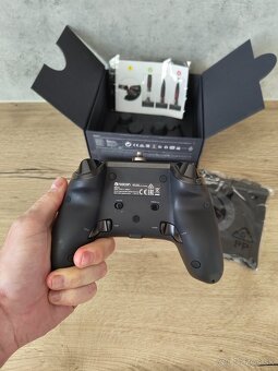 Nacon Revolution Pro - 6