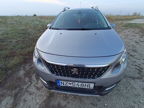 Peugeot 2008, 1.2 Puretech, 2018, Allure, Manual, Benzín - 6