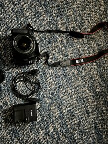 Canon EOS 1200D - 6