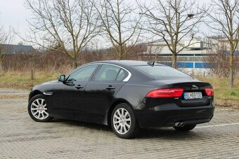 Jaguar XE 2.0 I4D 180k Prestige AWD 8AT, SR kúpa, záruka - 6