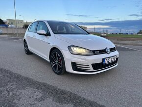 Volkswagen Golf VII GTD 2.0 TDI DSG - 6