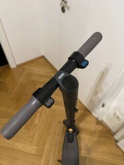 Kolobezka Ninebot by Segway KickScooter ES2 (Dark Grey) - 6