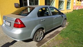 Predám chevrolet aveo 1.4 benzin - 6