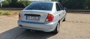 Hyundai Accent - 6