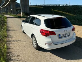 Predám Opel Astra ST 1.4 T 88kW, rv 2016 iba 125000km - 6