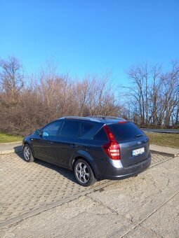 Kia Ceed 2007 1.6 l - 6