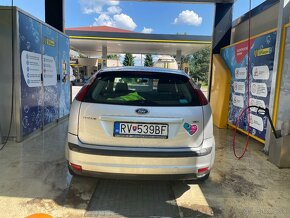 Ford focus 1.6 tdci - 6