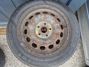 Pneu s plechovými diskami 205/55 R16 - 6