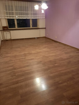 Na predaj veľký 4 izbový byt 92m2, Očová - 6