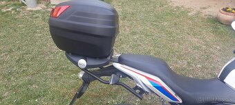 Predám na BMW G310R nosič kufra zn : GIVI - 6