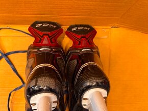 BRUSLE CCM JETSPEED FT1  vel. 37,5/4 D - 6