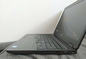 notebook Dell Latitude 5590 - Core i5-7300u, 8GB, 256GB SSD - 6