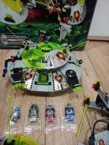 LEGO UFO - 6