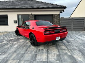 DODGE CHALLENGER R/T 5.7//HEMI//V8//8-Speed//A/T - 6