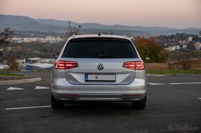 VW Passat Variant B8 2.0TDI Highline DSG Virtual LED ACC - 6