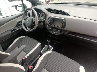 Toyota yaris 1.5 hybrid 2017 automat - 6