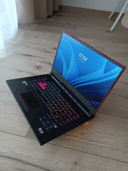 ASUS ROG Strix G15 - 6