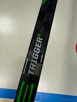 UPLNE NOVA PROFI HOKEJKA CCM RIBCOR TRIGGER 4 PRO CUSTOM PRO - 6