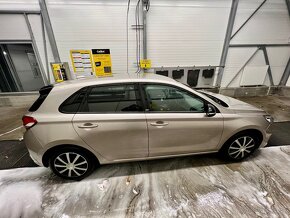 Predám Hyundai i30 1,4i Go edícia 6MT 2018 , som 1. majiteľ - 6