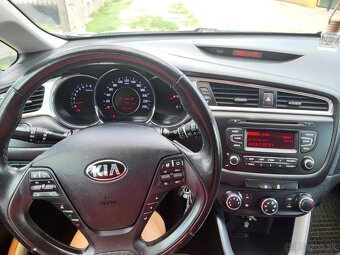 Predám KIA Ceed SW - 1.4. CCVT Gold edition 73 kW, M6 - 6