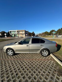 Škoda Octavia 1.6MPI 2012 - 6