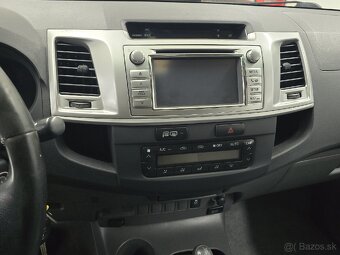 Toyota Hilux 3.0 AUTOMAT - 6