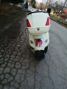 Piaggio Vespa GT 125 - 6