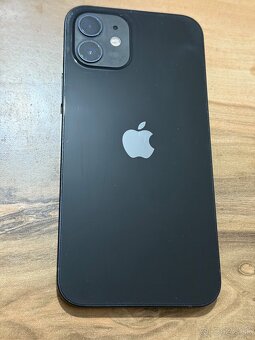 Predám Apple iPhone 12 128GB Black Stav nového telefónu. - 6