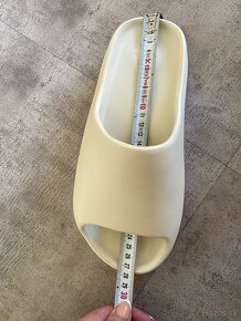 Yeezy slide by adidas bone šľapky 41 us8 - 6