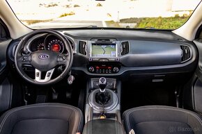 Kia Sportage 2,0 CRDi 4x4 100kW (ťažné, xenóny, navigácia) - 6